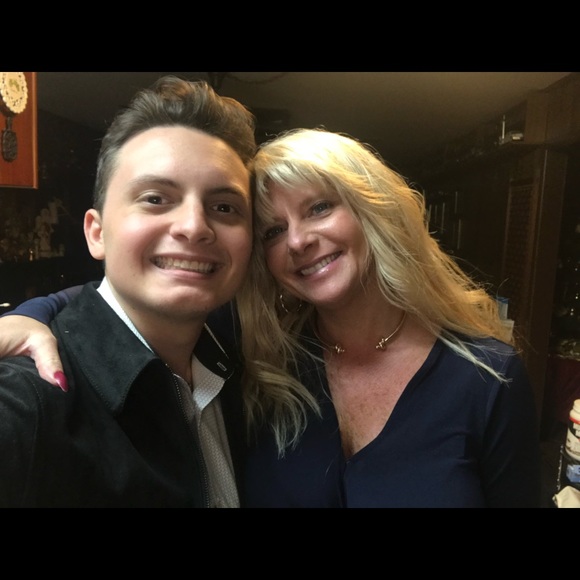 Meet your Posher, Kathleen - Picture 5 of 6